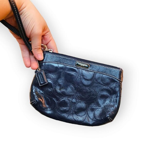 Coach Patent Leather Signature C Navy Blue Wristlet - Picture 6 of 9